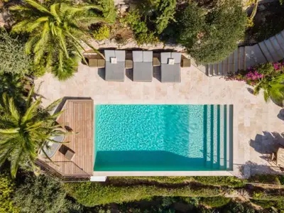 Pool des Ferienhauses