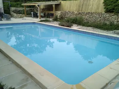 PoolOfHouse