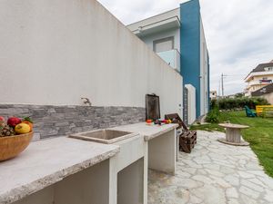 23708542-Villa-8-Salemi-300x225-2