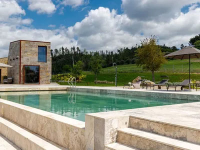 PoolOfHouse