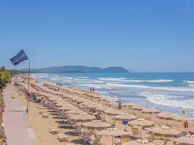 Villa für 6 Personen (43 m²) in San Vincenzo 9/10