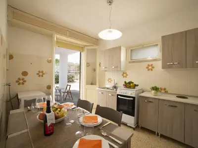 Küche und Essbereich