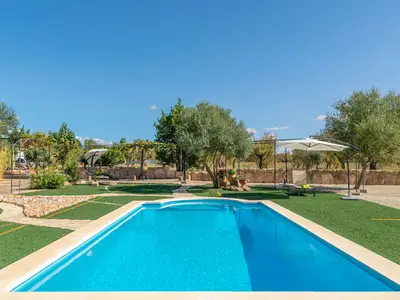 PoolOfHouse