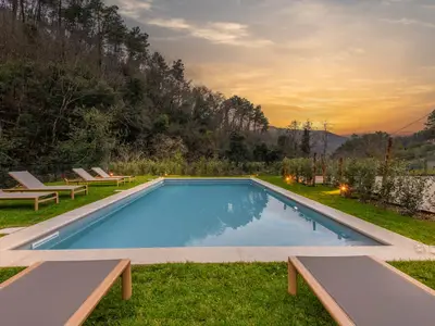 PoolOfHouse