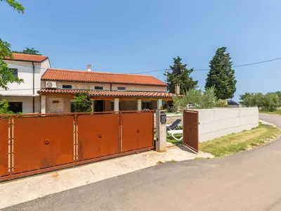 Villa für 8 Personen (185 m²) in Savudrija 4/10