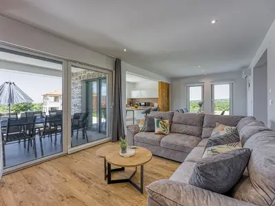Villa für 8 Personen (130 m²) in Selina 3/10