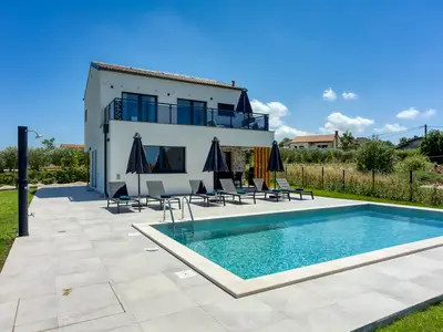 Villa für 8 Personen (130 m²) in Selina 6/10