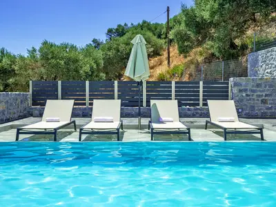 PoolOfHouse