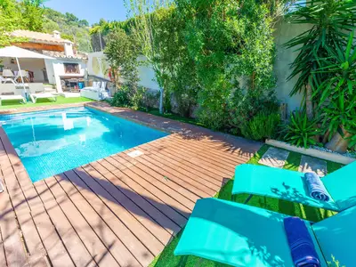 PoolOfHouse