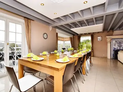 DiningRoom