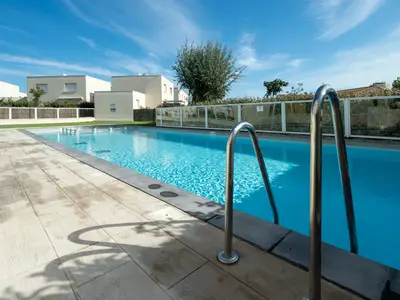 PoolOfHouse
