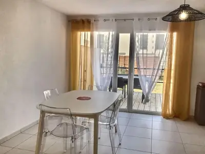 DiningRoom