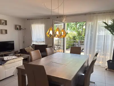DiningRoom