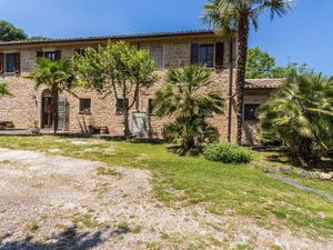 Villa für 15 Personen (400 m²) in Serra San Quirico