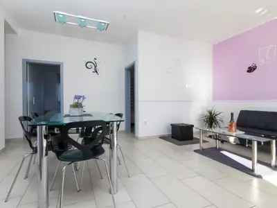 DiningRoom