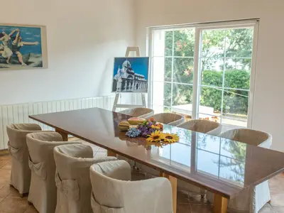 DiningRoom