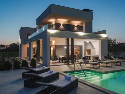 Villa für 10 Personen (382 m²) in Sikici 9/10