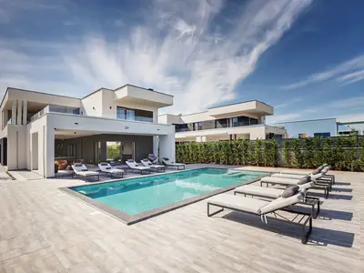 Villa für 10 Personen (410 m²) in Sikici 5/10