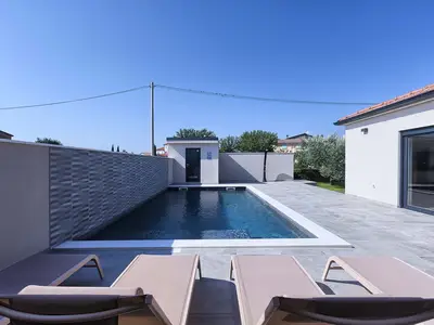 Villa für 6 Personen (100 m²) in Šišan 2/10