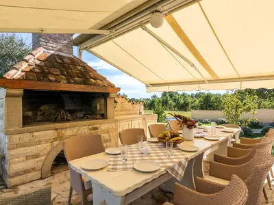 Villa für 10 Personen (300 m²) in Šišan 6/10