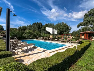 Villa für 10 Personen (300 m²) in Šišan 9/10
