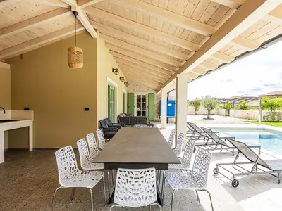 Villa für 8 Personen (220 m²) in Šivati 4/10