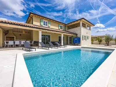 Villa für 8 Personen (220 m²) in Šivati 2/10