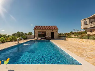Villa für 6 Personen (100 m²) in Slivnica 8/10