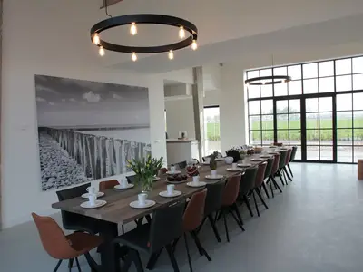 DiningRoom