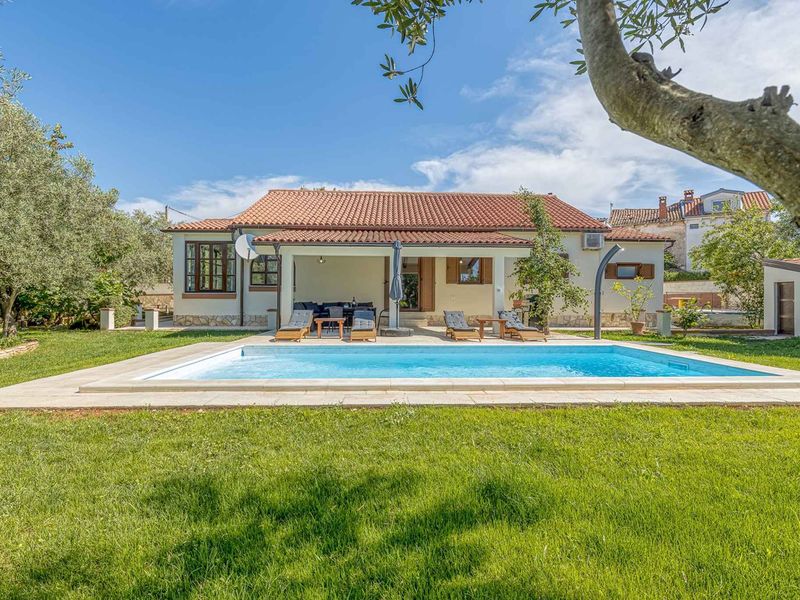 23999849-Villa-8-Smoljanci-800x600-1