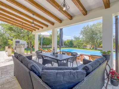 Villa für 6 Personen (110 m²) in Smoljanci 7/10