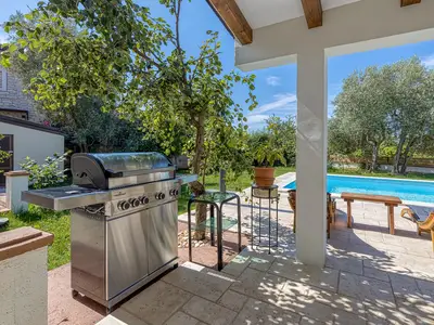 Villa für 6 Personen (110 m²) in Smoljanci 5/10