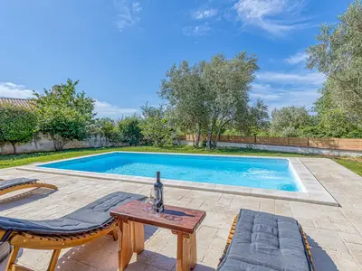 Villa für 6 Personen (110 m²) in Smoljanci 8/10