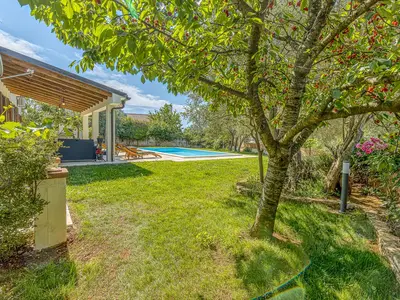 Villa für 6 Personen (110 m²) in Smoljanci 9/10