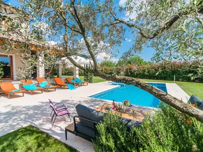 Villa für 8 Personen (237 m²) in Smoljanci 10/10