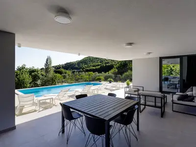 Dies wäre Ihr perfektes Zuhause für einen wohlverdienten stressfreien Urlaub.