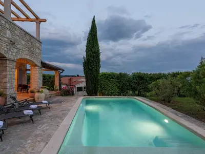 Villa für 8 Personen (210 m²) in Sovinjak 2/10