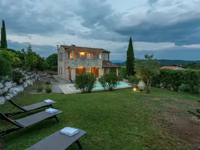 Villa für 8 Personen (210 m²) in Sovinjak 7/10