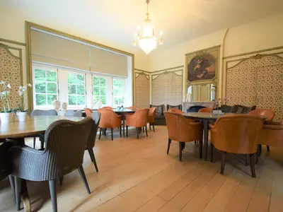 DiningRoom