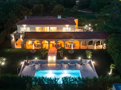 Villa für 10 Personen (600 m²) in Špadići 6/10