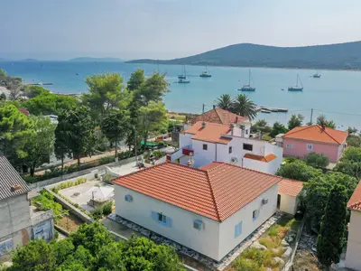 Villa für 8 Personen (172 m²) in Ist 1/10
