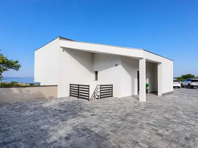 Villa für 8 Personen (170 m²) in Kraljevica 2/10