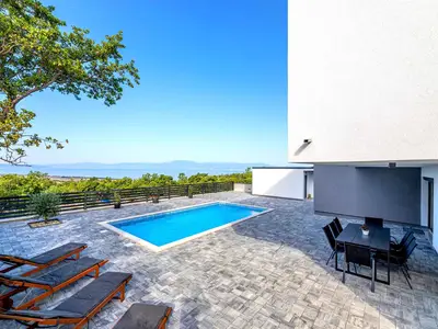 Villa für 8 Personen (170 m²) in Kraljevica 3/10