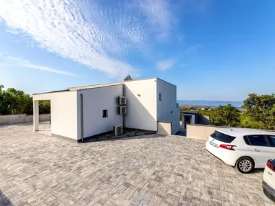 Villa für 8 Personen (170 m²) in Kraljevica 6/10