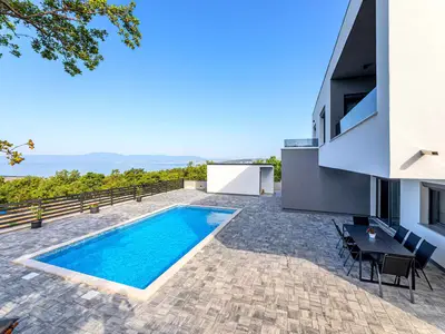 Villa für 8 Personen (170 m²) in Kraljevica 7/10