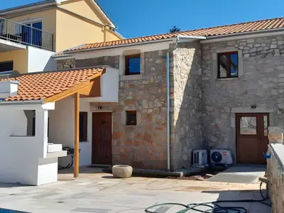 Villa für 6 Personen (170 m²) in Dobrinj 1/10