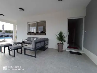 Villa für 6 Personen (120 m²) in Bogomolje 6/10