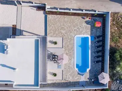 Villa für 6 Personen (120 m²) in Bogomolje 9/10
