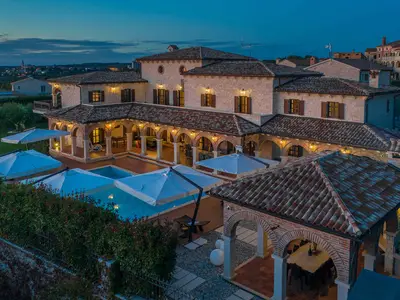 Villa für 10 Personen (536 m²) in Višnjan 7/10