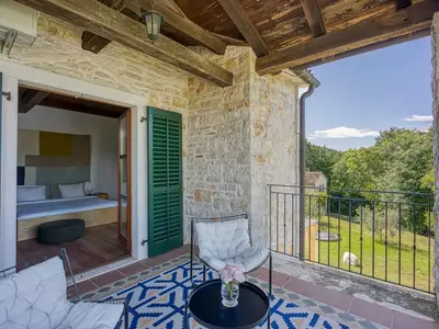 Villa für 8 Personen (260 m²) in Radetići 3/10